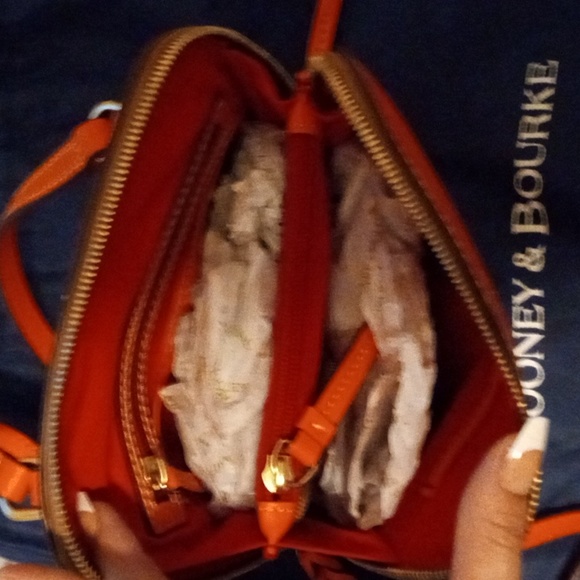 Purse - Picture 2 of 4